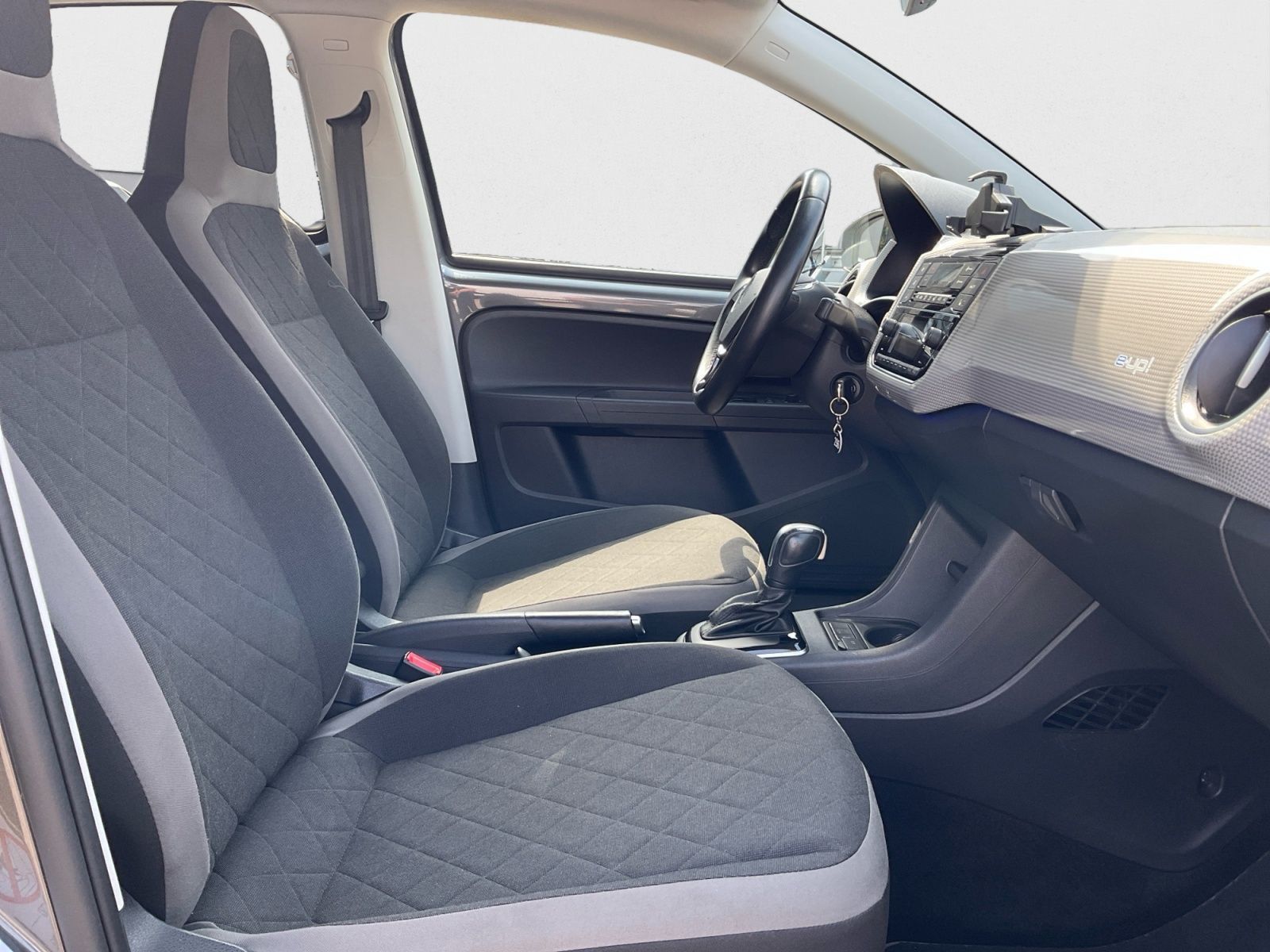 Volkswagen e-up! - Bild 16