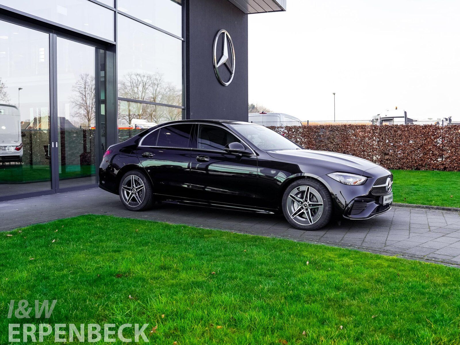 Fahrzeugabbildung Mercedes-Benz C 200 AMG Distronic AHK 360° DigitalLight Memory