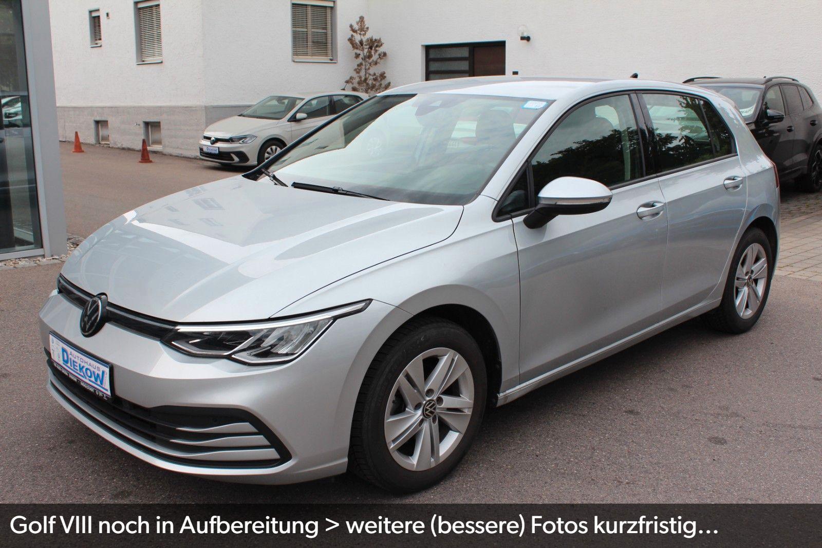 Volkswagen Golf VIII Lim Life/LED/PDC/Kamera/Navi/APP/ACC..