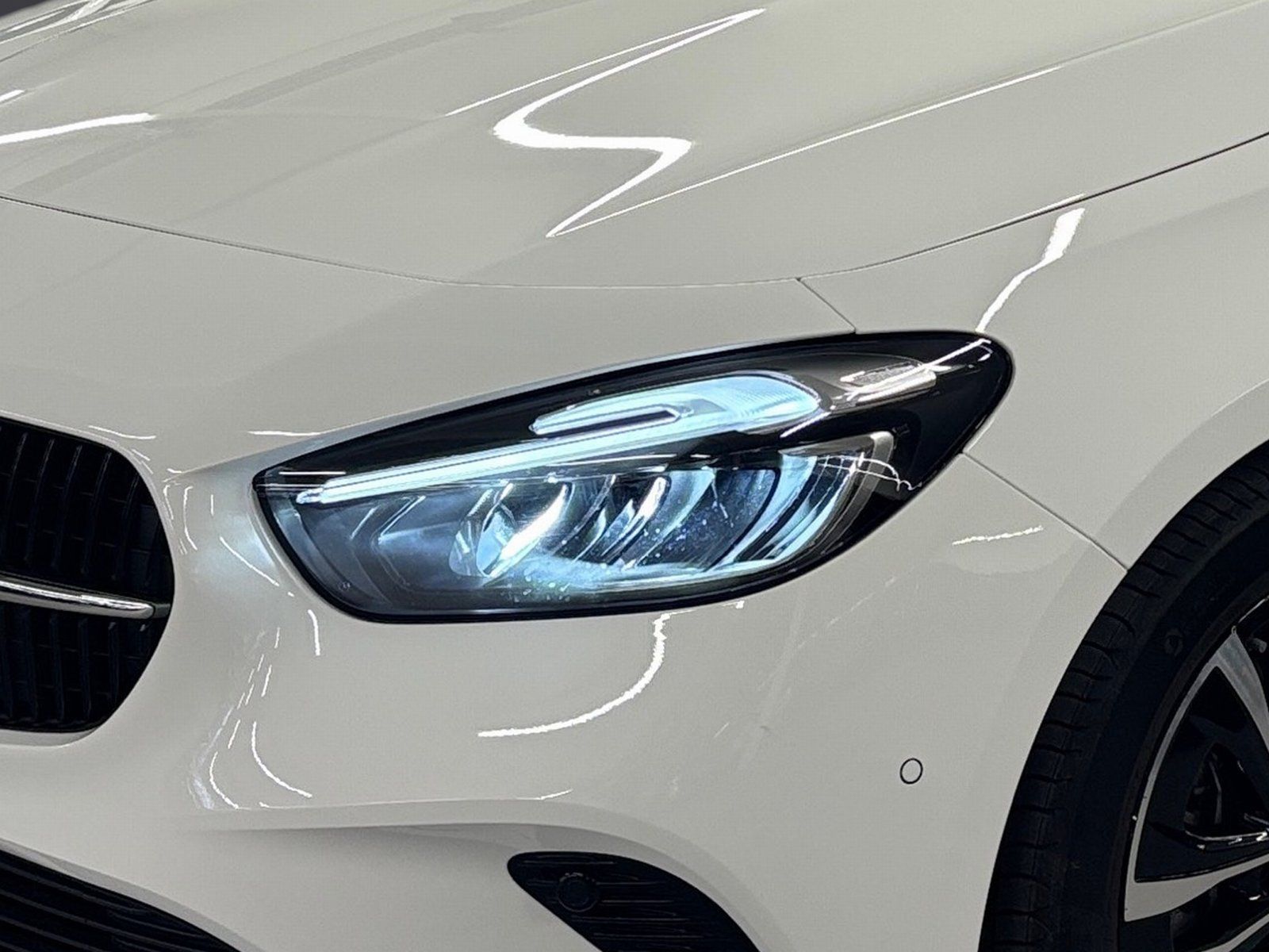 Fahrzeugabbildung Mercedes-Benz B 200 Progressive Adv.*Kamera*LED*CarPlay*MBUX*