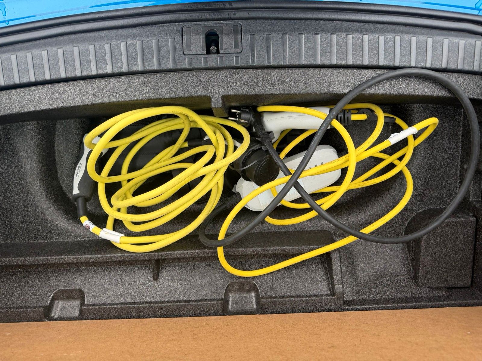 Fahrzeugabbildung SKODA Octavia Combi RS iV,Navi,Kamera,4xSH,HUD,Pano+WR