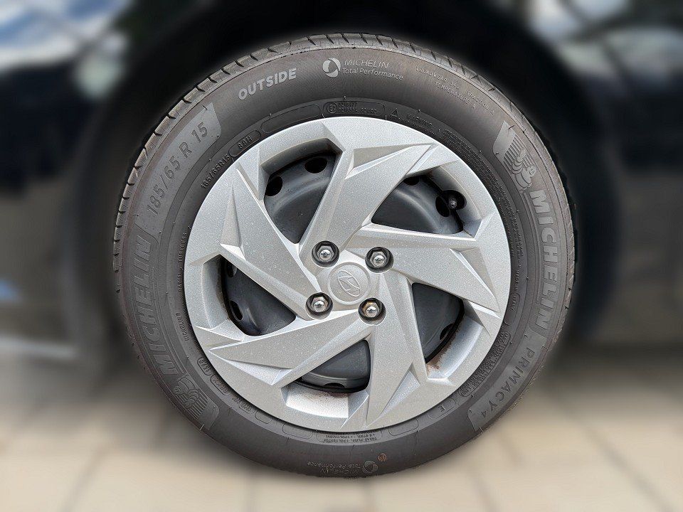 Fahrzeugabbildung Hyundai i20 1.0T 100PS Select Funktionspaket