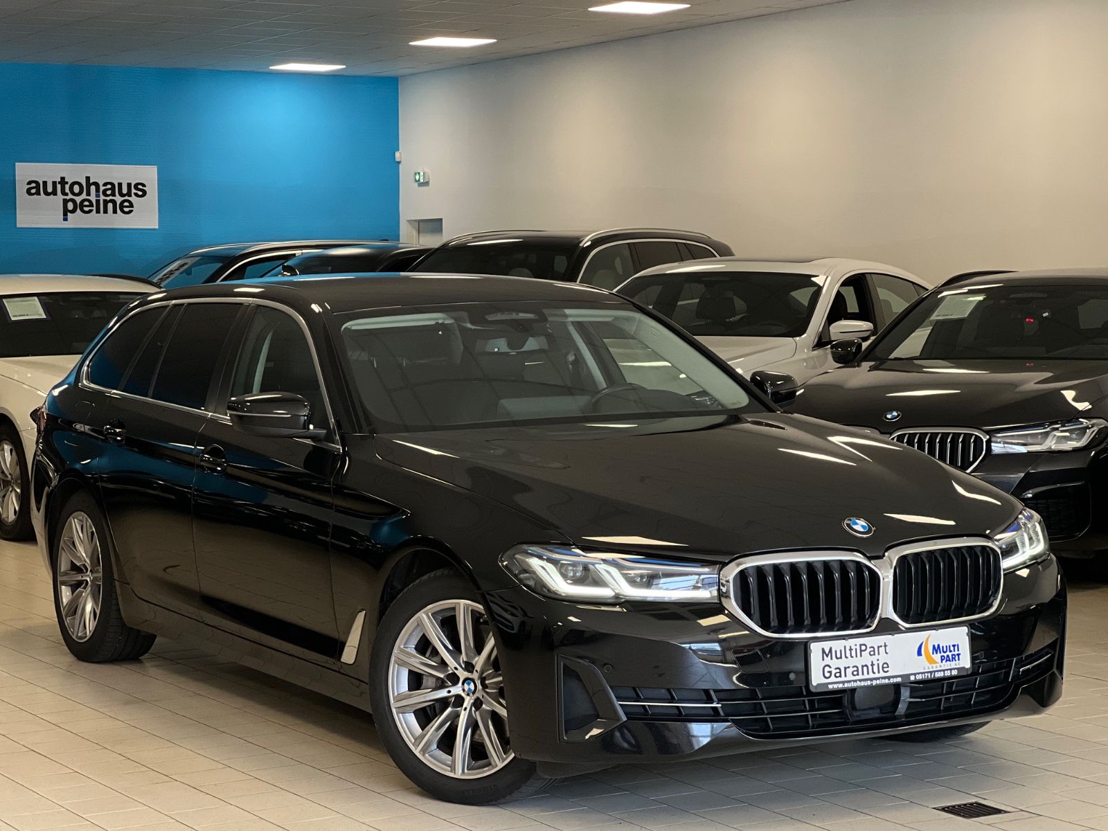 BMW 540d xDrive HUD/Laser/AHK/Park&amp;DriveAs/SportSitz