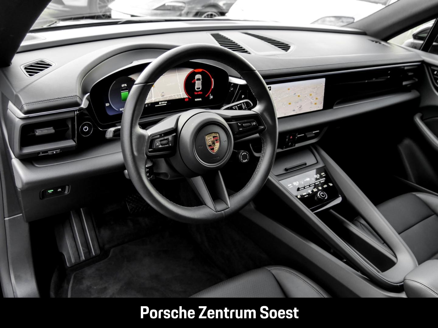 Porsche Macan Electric Basis/21-Zoll/Panoramadach/BOSE
