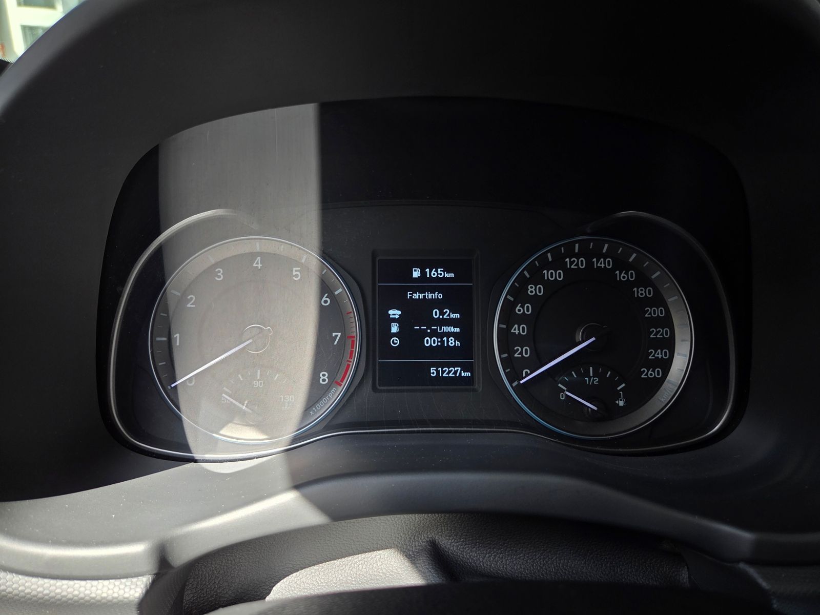 Fahrzeugabbildung Hyundai KONA Trend 2WD KLIMA LED NAV SHZ ALU