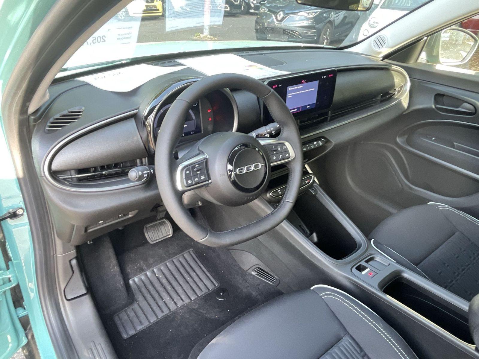 Fiat 600 Hybrid Special Edition NAVI|LED|SHZ|CarPlay|