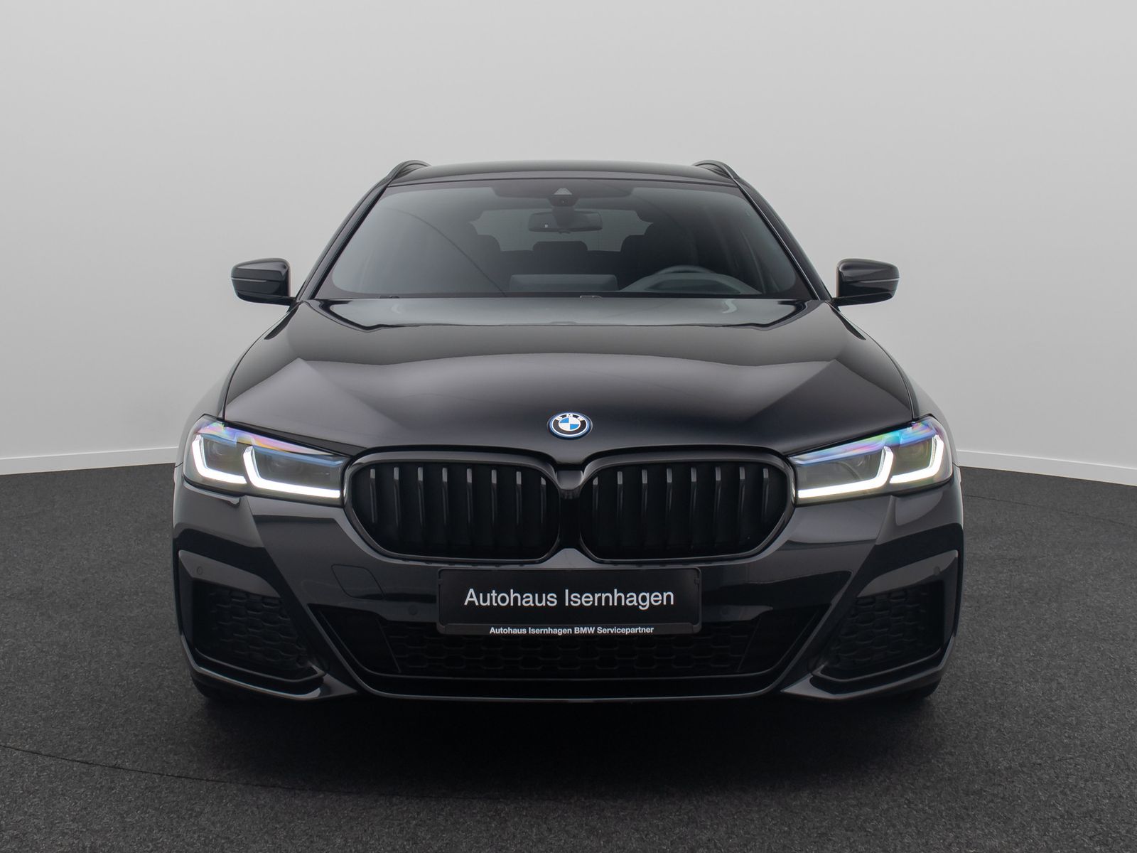Fahrzeugabbildung BMW 530e xD M Sport HUD DAB Laser Kamera 4xKlima 19"