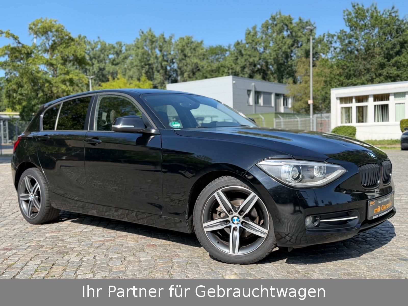 BMW BMW 118 d Sport Edition LED Navi SHZ TÜV NEU!