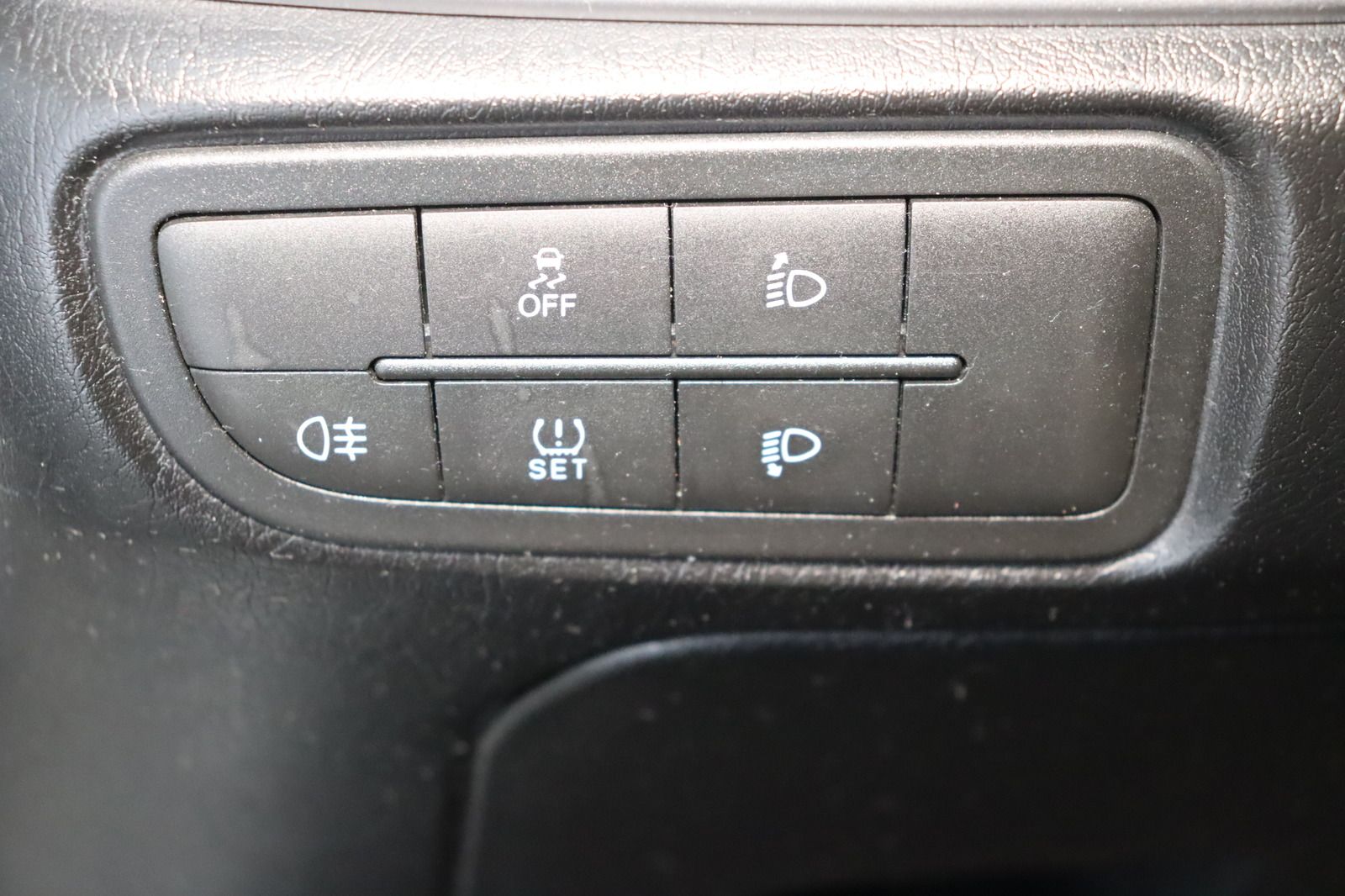 Fahrzeugabbildung Fiat Tipo 1.4 * PDC * HU/AU neu