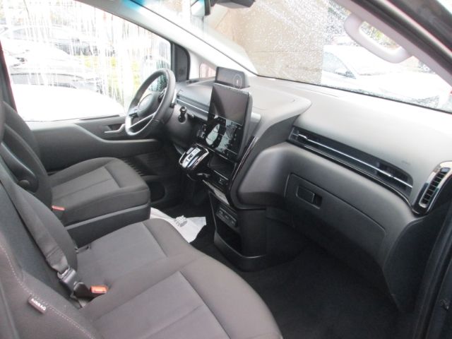 Hyundai Staria – Bild 7