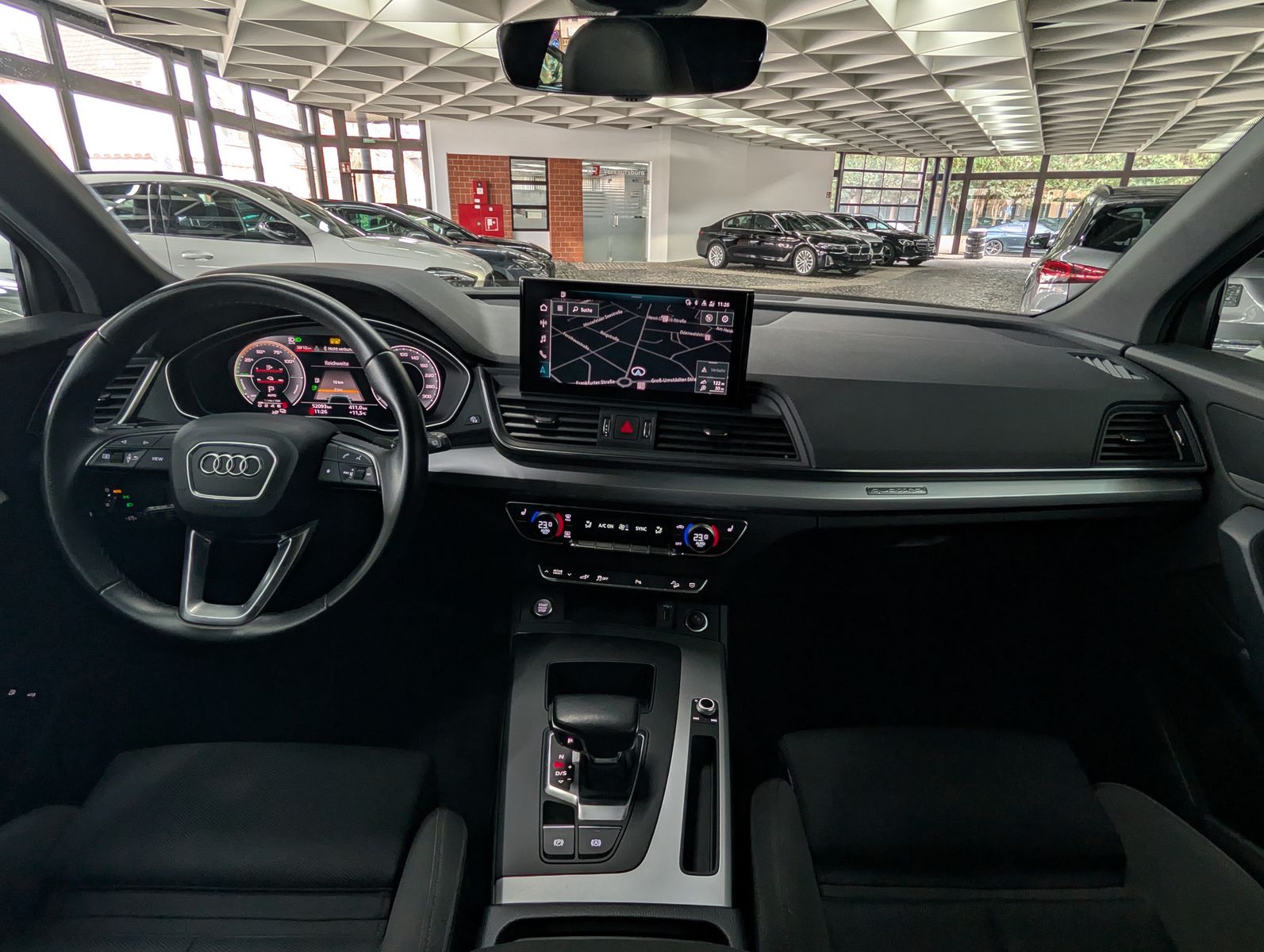 Fahrzeugabbildung Audi Q5 50 TFSIe quattro Sportback AHK MATRIX ACC APP