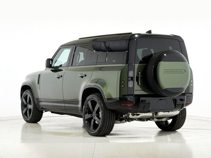 Land Rover Defender D250 AWD Auto 110 X-Dynamic  imagem 3