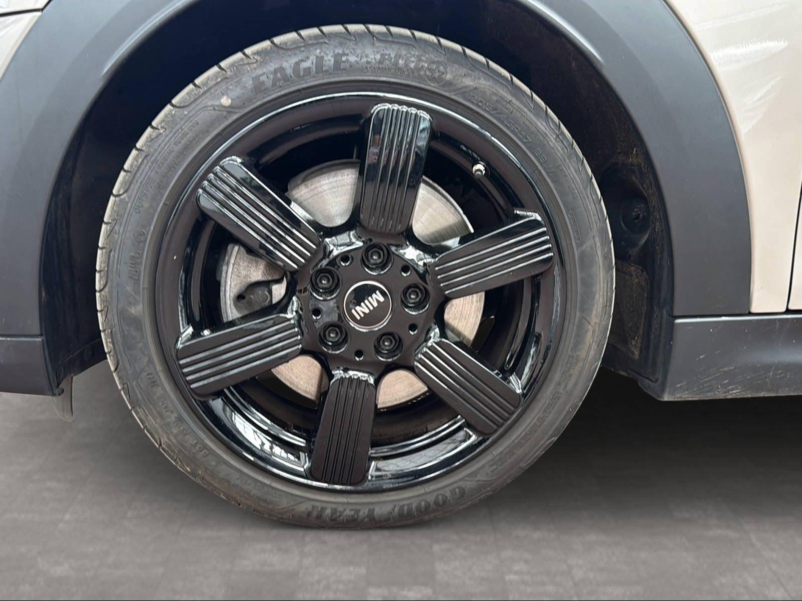 MINI Cooper S Cabrio Navi PDC Driv.Assist Sportsitze