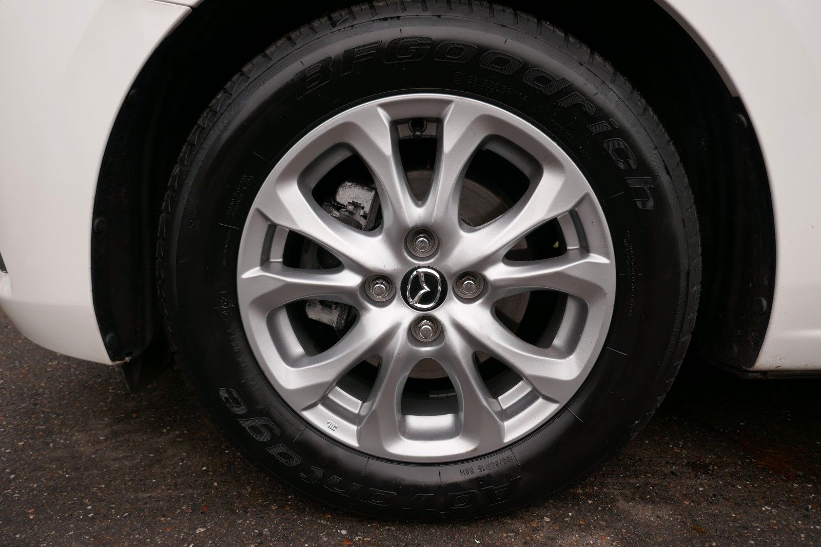 Fahrzeugabbildung Mazda 2 Lim. Exclusive-Line