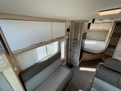 Eura Mobil 675 SB PROFILA RS | Hubbett, Französisches Bett