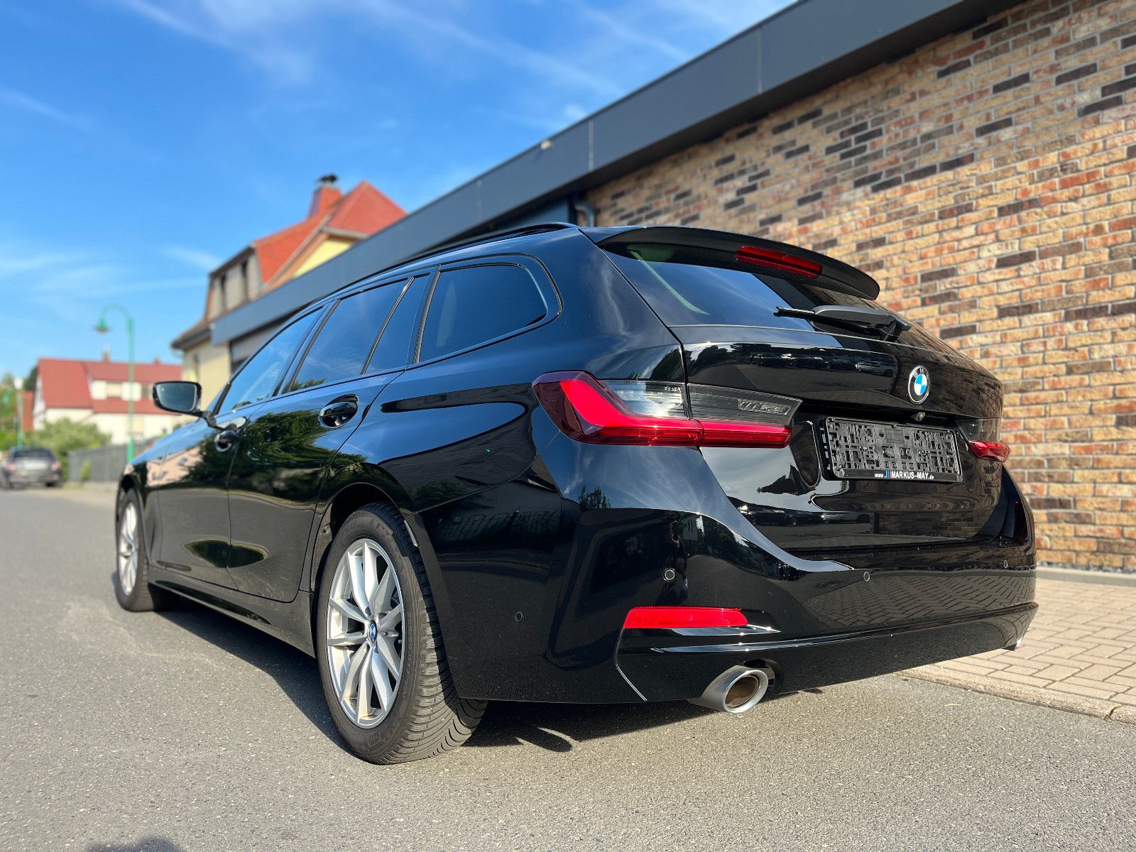 BMW 318i Tour LED Navi HiFi Sportlenkrad Shz Shadow foto 4