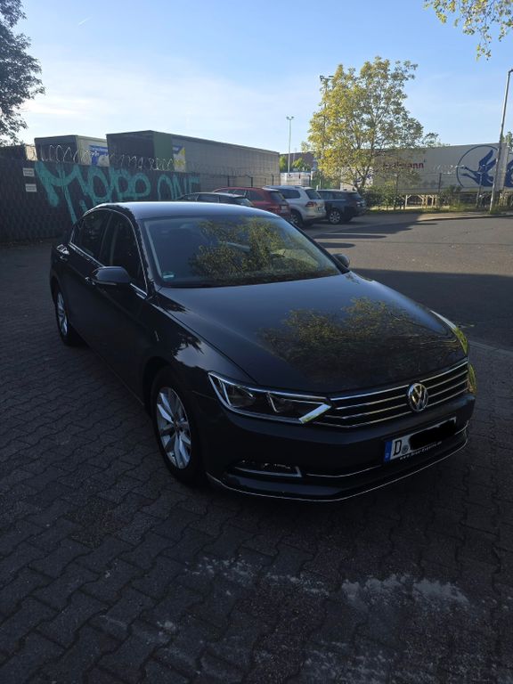 Image of Volkswagen Passat