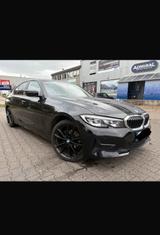 BMW 318i 19Zoll/SZH/Navi/PDC/Automa - BMW 318