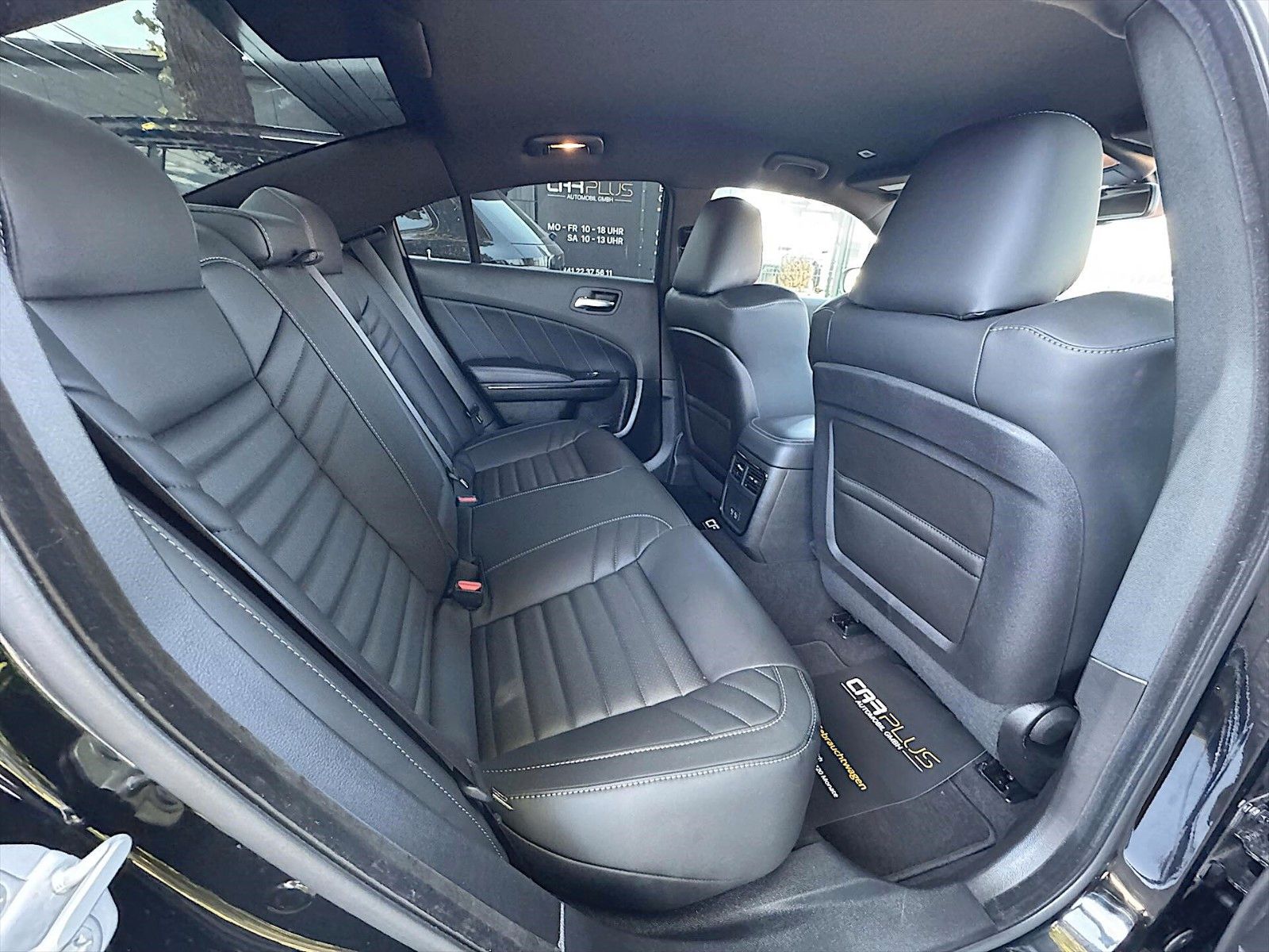 Fahrzeugabbildung Dodge Charger 5.7 V8 HEMI SRT R/T BLACK Performance