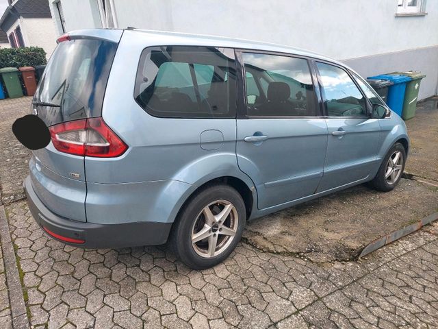 Ford Galaxy