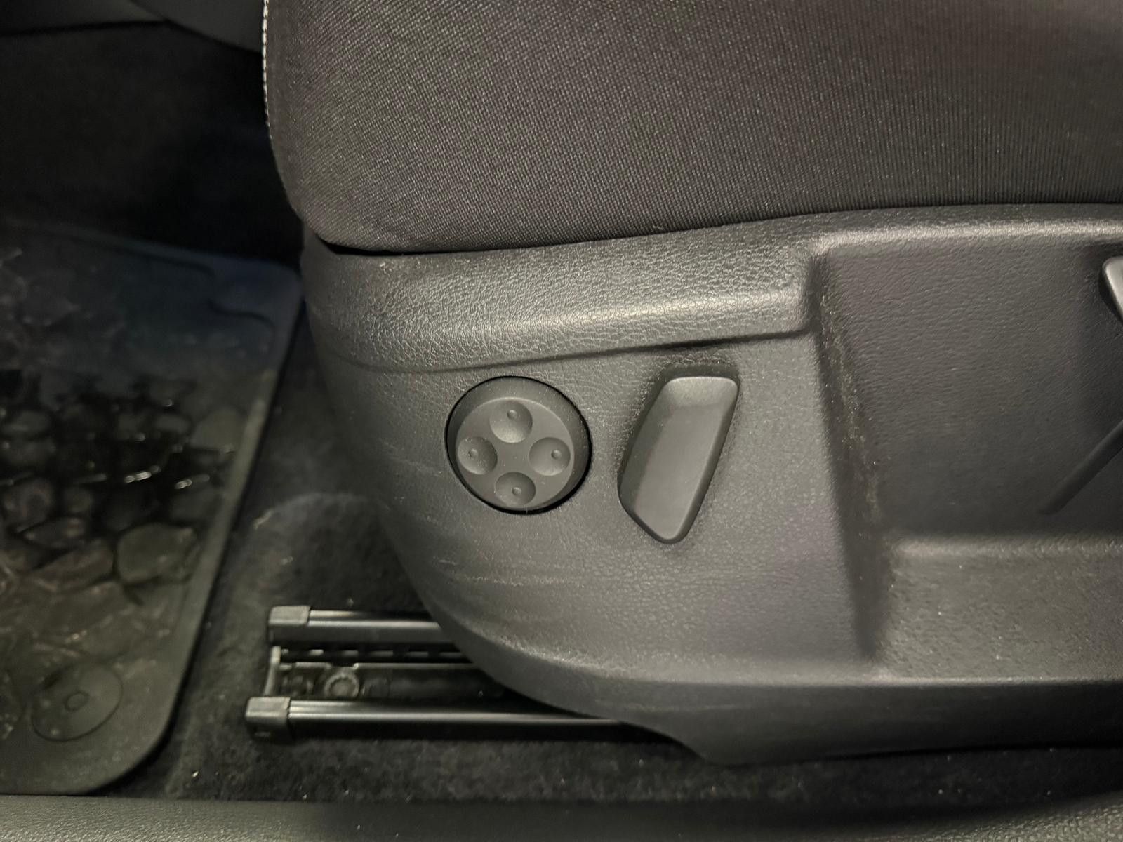 Fahrzeugabbildung SEAT Alhambra Style / NAVI / KLIMA / KAMERA