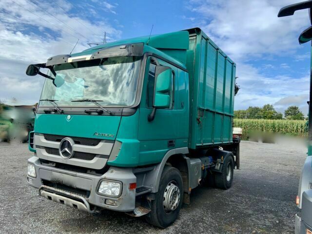 Mercedes-Benz 1844K 4x2 Kipper mit Kran Blattgefedert