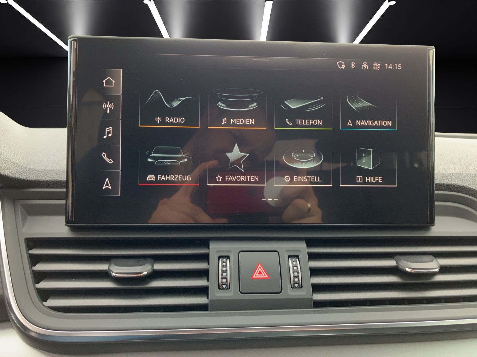 Fahrzeugabbildung Audi Q5 quattro S-tronic Kamera LED ACC NAVI AVC