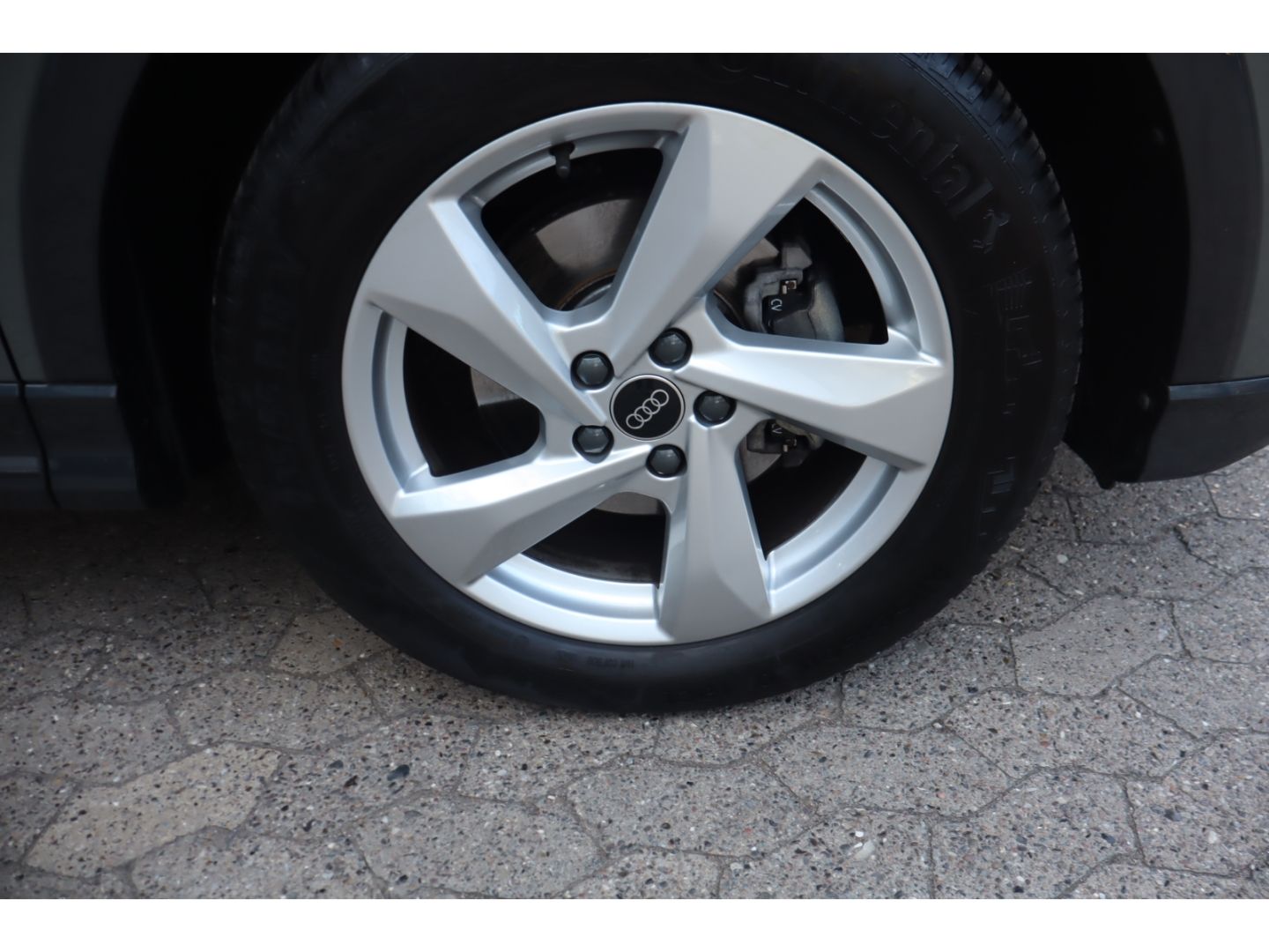 Audi Q3 35 1.5 TFSI DSG AHK Standhzg. GJ Sitzhzg. imagem 3
