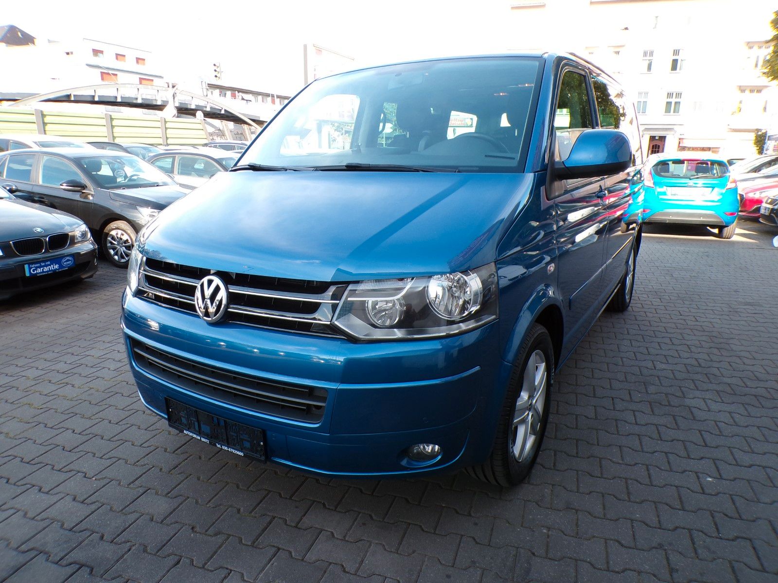 Volkswagen Volkswagen T5 Multivan 2.0TDI BMT mit AHK.