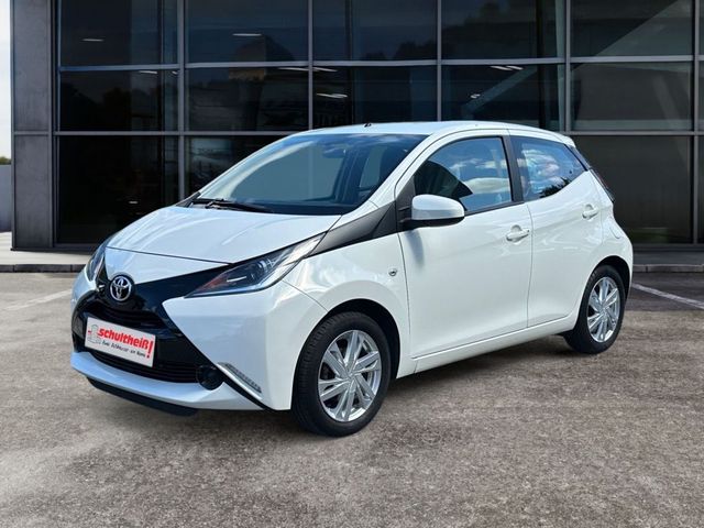 Toyota Aygo x-play touch