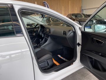 Seat Leon FR *LED*NAVI*SZHZ*TEMPOMAT*SPORTSITZE*TOUCH