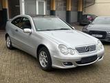 Mercedes-Benz C 200  Kompressor Sportcoupe*PANO*AHK*SHZ**** - Mercedes-Benz C-Klasse: Sportcoupe