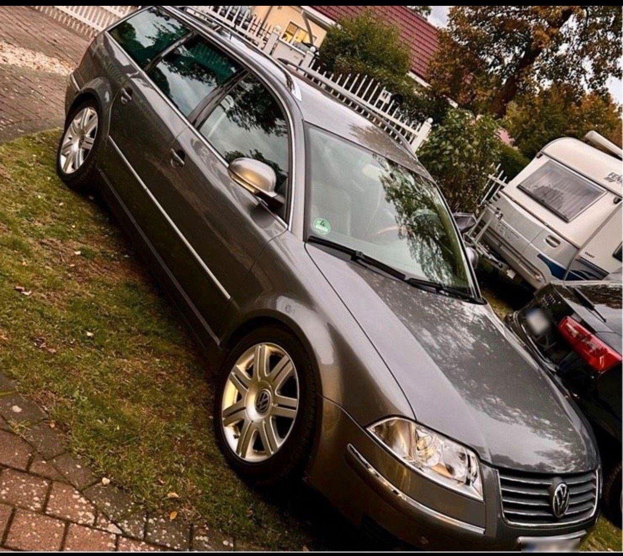 Volkswagen Passat 2005 — rear view