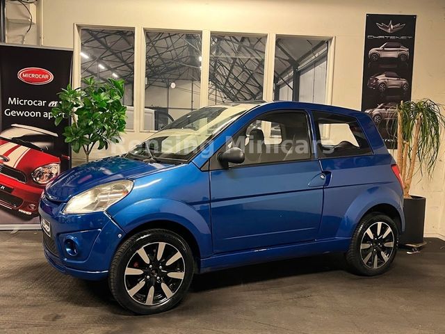 Ligier IXO Blue JS Line Mopedauto Leichtmobile Microcar