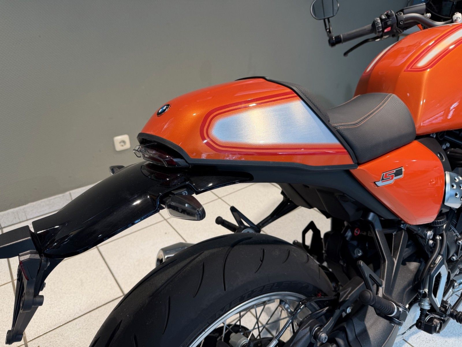 Fahrzeugabbildung BMW R 12 nineT S Option719
