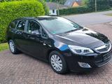 Opel Astra Sports Tourer 1.6 tüv neu Inspektion neu - Opel Astra: 1.6