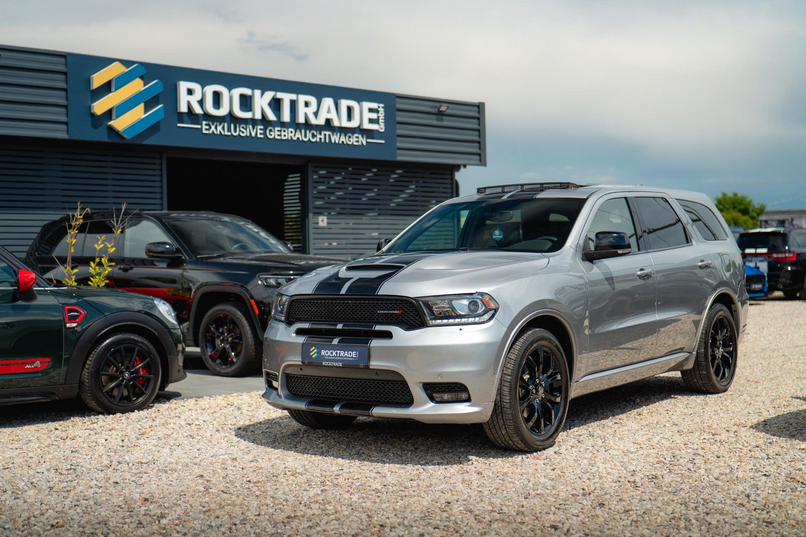 Fahrzeugabbildung Dodge Durango 5.7 V8 R/T 4x4 Night-Paket *7 Sitze*19%*