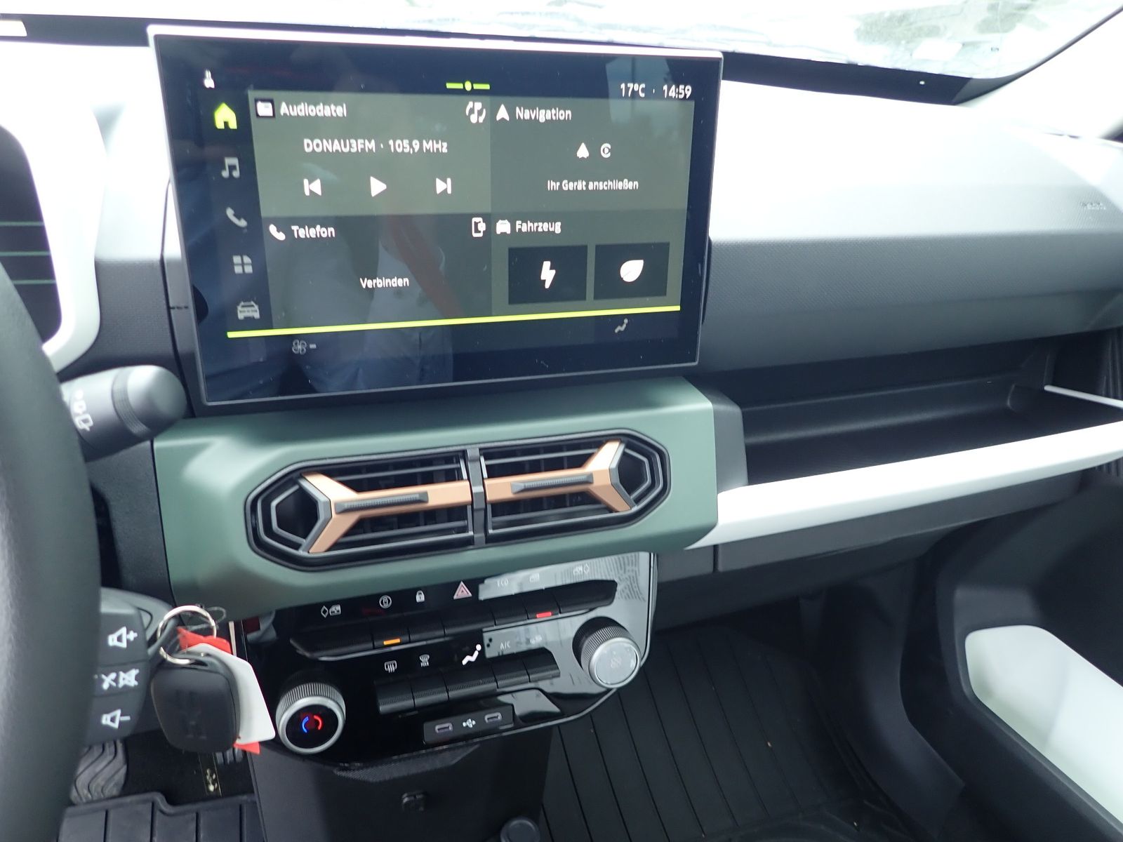 Fahrzeugabbildung Dacia Spring ELECTRIC 65 EXTREME , NAVI,AC,EPH,KAMERA