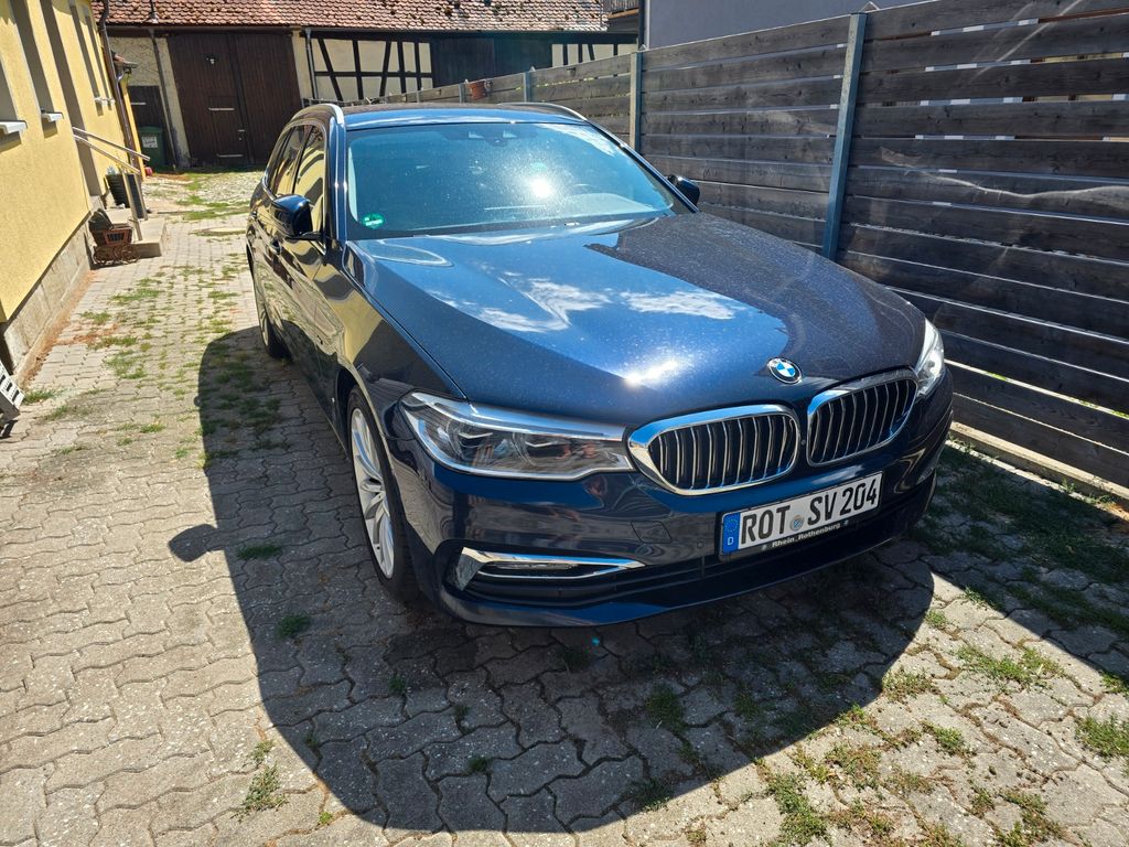 Image of BMW 530