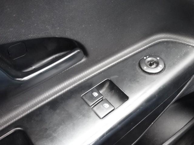 Kia cee'd 2011 — photo 17