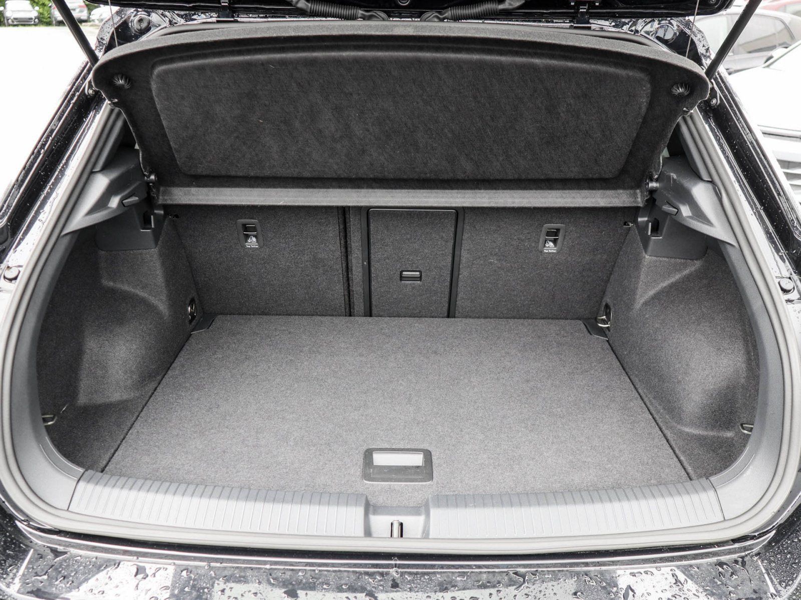 Volkswagen T-Roc - Bild 13