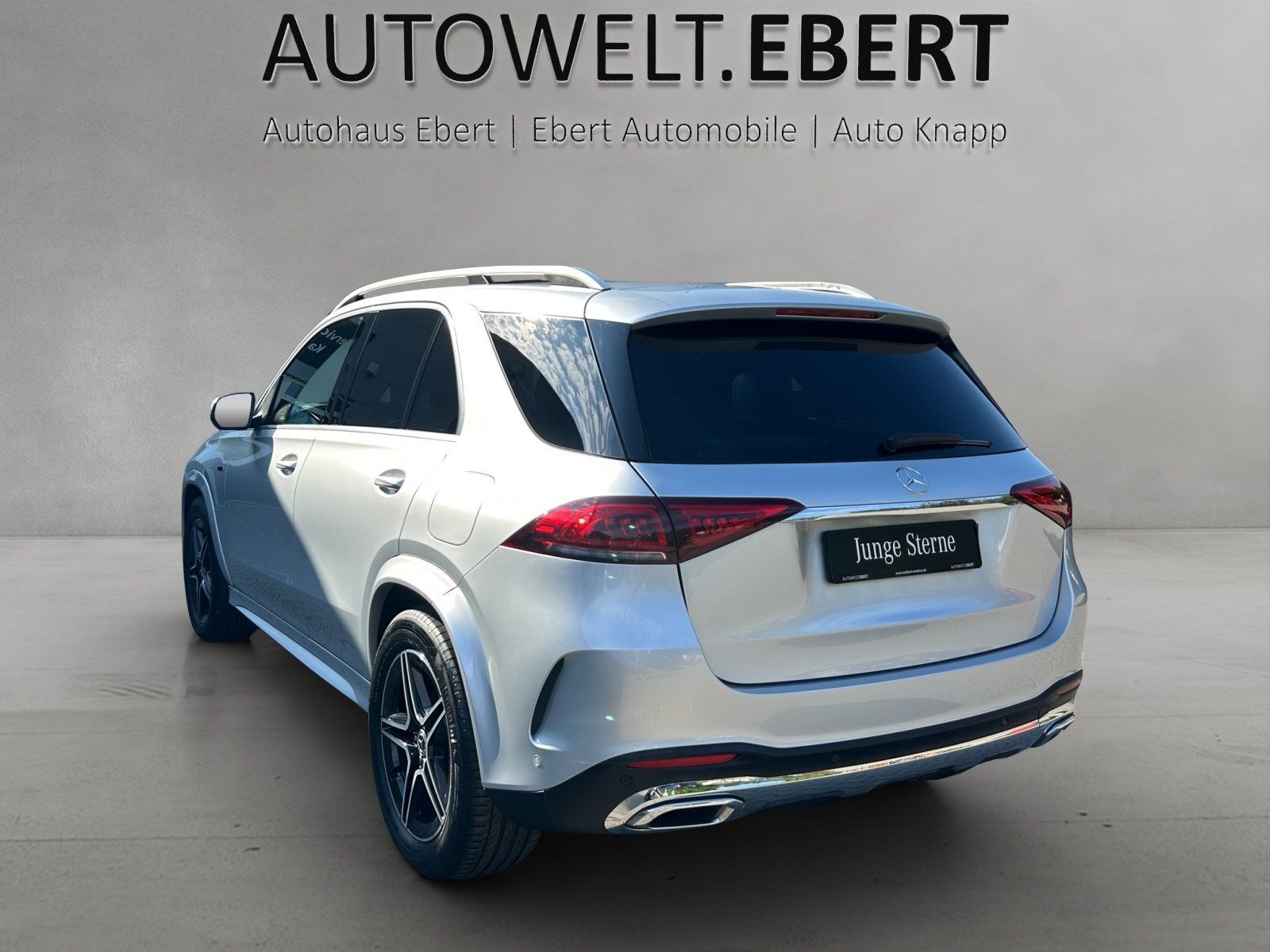 Fahrzeugabbildung Mercedes-Benz GLE350de AMG Pano DISTRO Memo AHK MLED HUD 4xSHZ