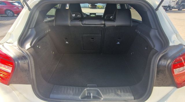 A 180 Style/Klima/Xenon/Park-Assist./Sitzhzg.