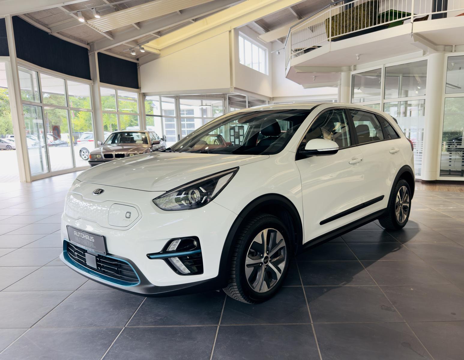 Kia Niro EV E-NIRO RÜCKFAHRKAMERA / DAB / 1. BESITZ