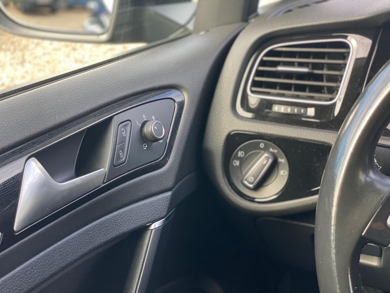 Volkswagen Golf 1.4 TSI BMT 92kW Highline Navi Sitzheizung