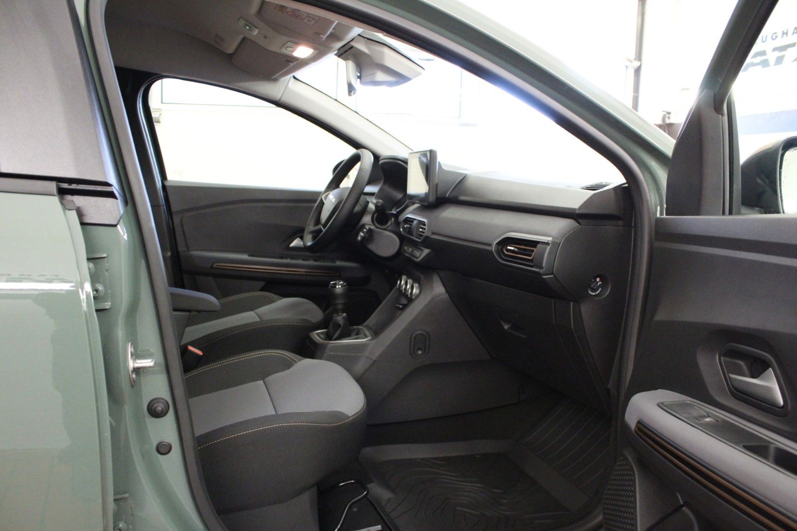Fahrzeugabbildung Dacia Jogger Eco-G 100 Extreme+ 5-Sitzer *15237*