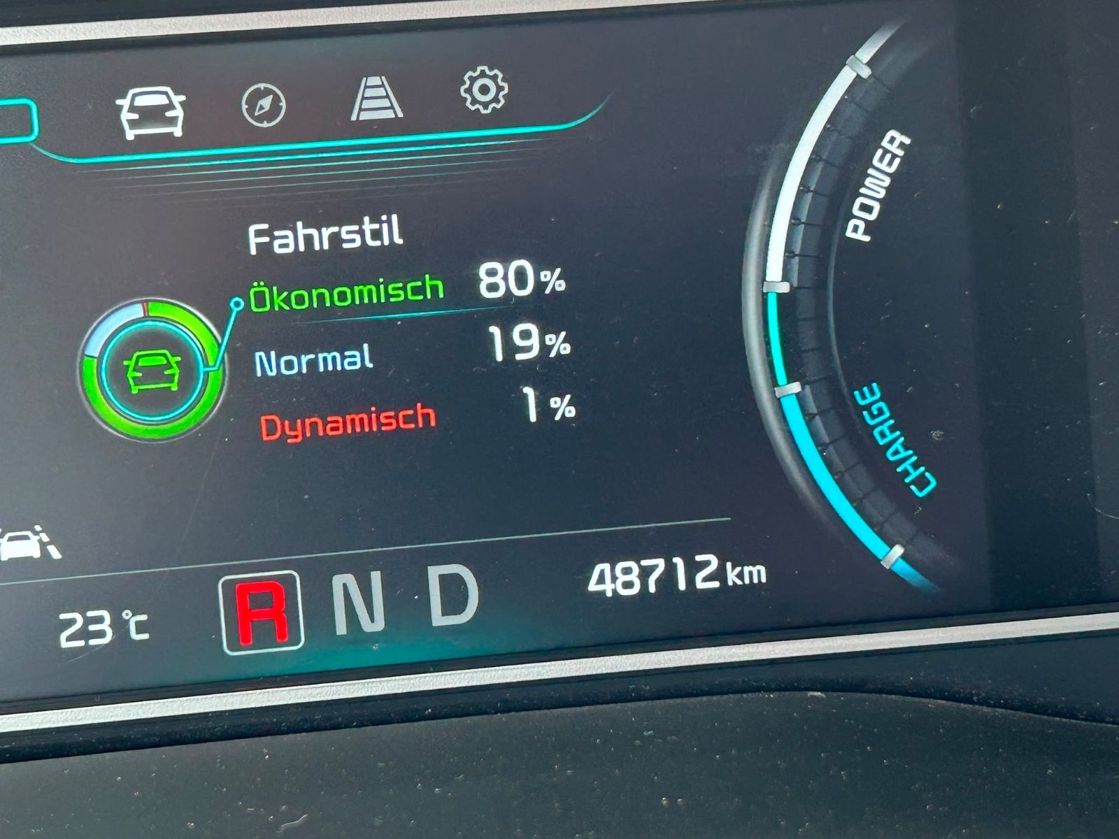 Fahrzeugabbildung Kia e-Soul Spirit°64 kWh°LED°3 Phasen°Kamera°1.Hand°