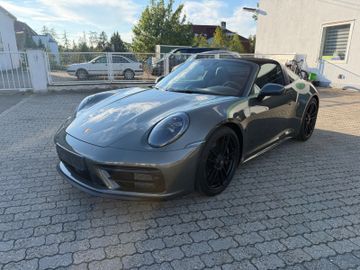 Porsche 992 - 1
