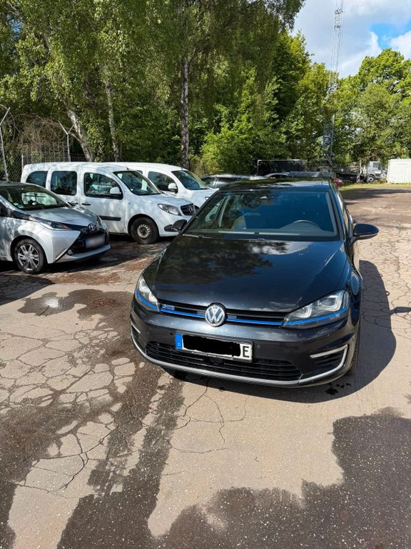 Image of Volkswagen Golf