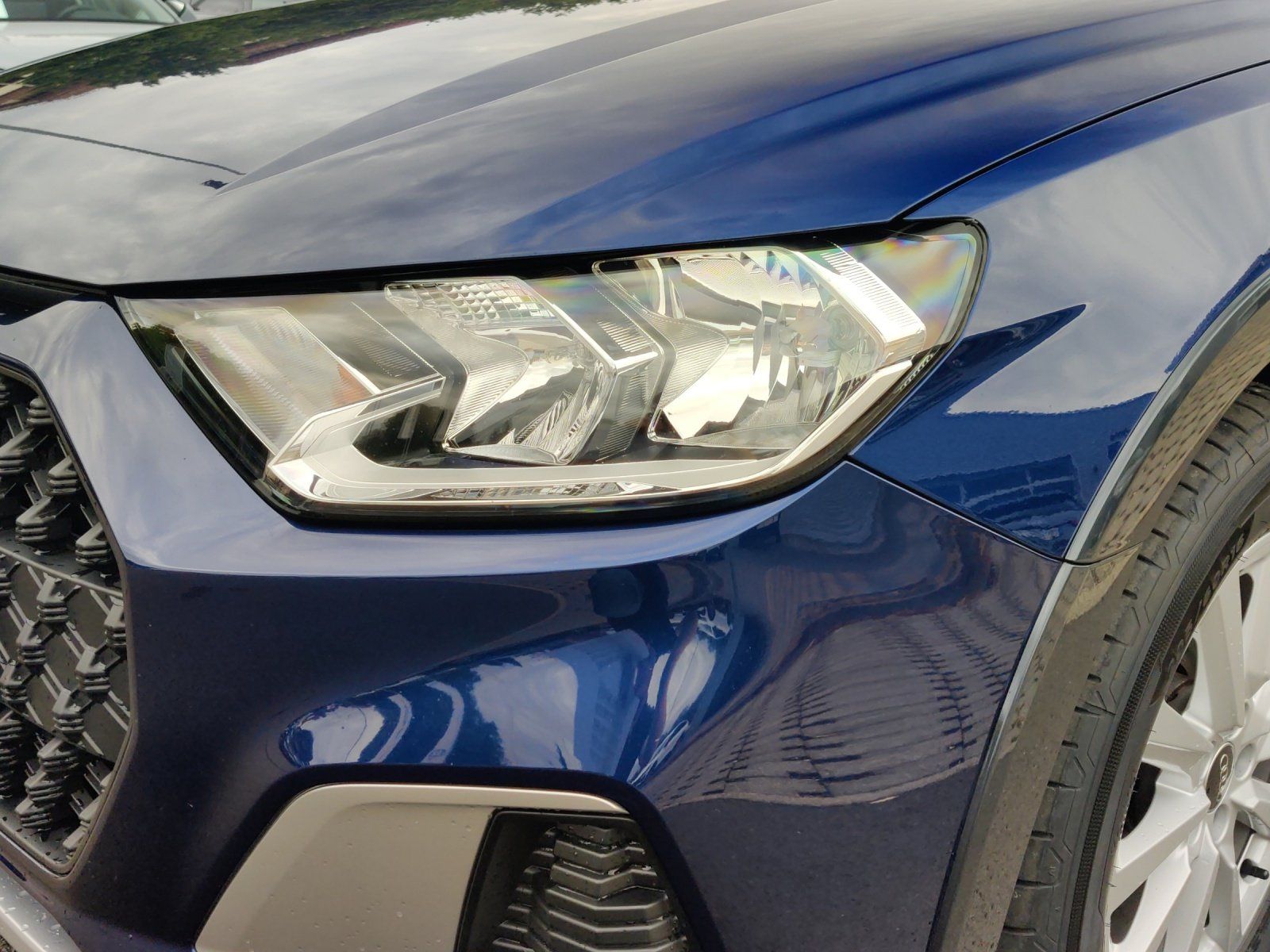 Fahrzeugabbildung Audi A1 allstreet 30 TFSI PDC,SHZ,ACC,Klimaaut.,LM